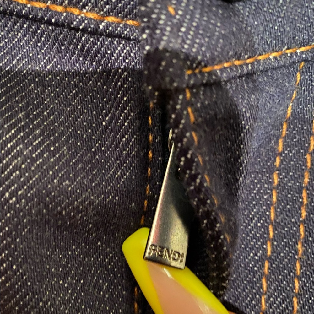 Fendi logo dark indigo jeans with brown stitching - Picture 9 of 12